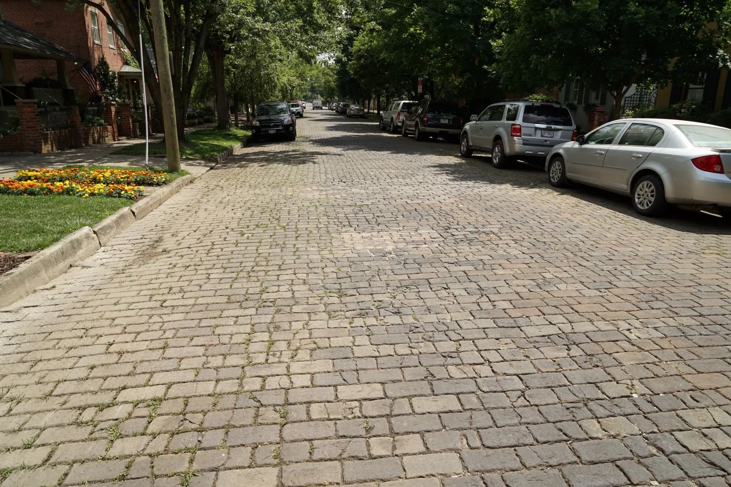 City Park Avenue near East Kossuth Street, 2016