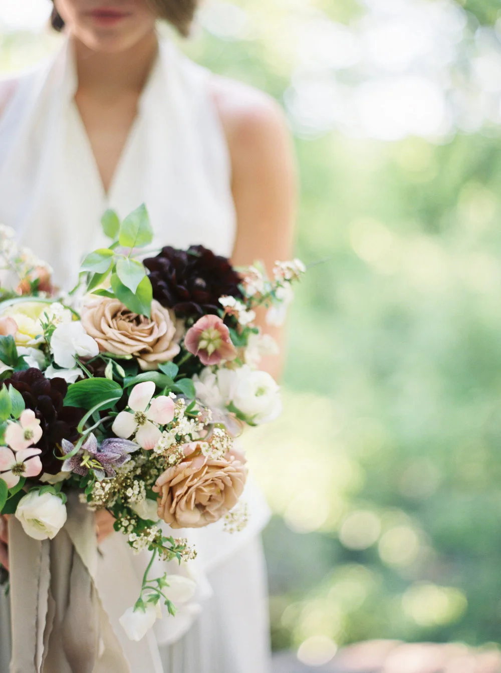 mary-mcleod-amy-osaba-events-ginny-au-soft-spring-flowers-dogwood-hellebore-pink-purple-white-green24.jpg