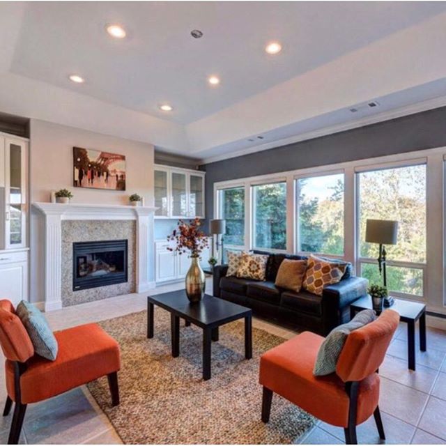 Did you know that over 81% of buyers find it easier to visualize the property as their future home when its staged? Home staging can make all the difference! 
#worthit #homestaging #realestate #forsale #funfacts #norcal #interiordesign #homedecor #be