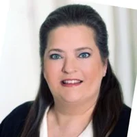 Tracy McKinnnell.jpg