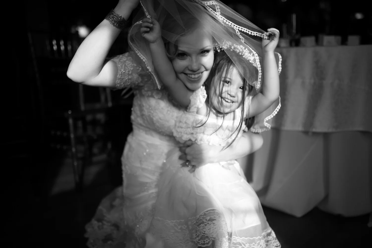Wedding+Photos+Thornewood+Castle+Lakewood+Washington36.jpg