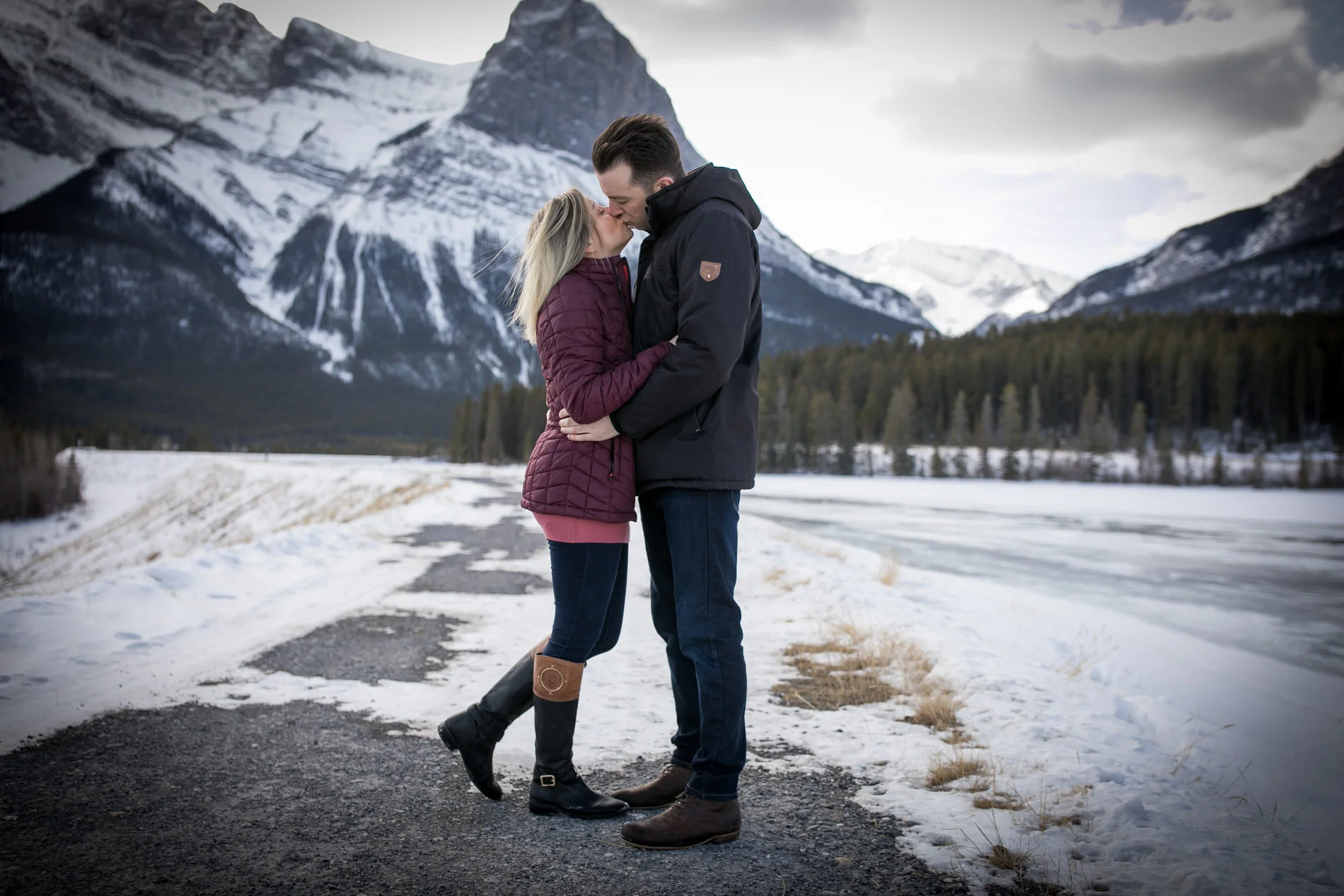 Canmore Engagement Photographer