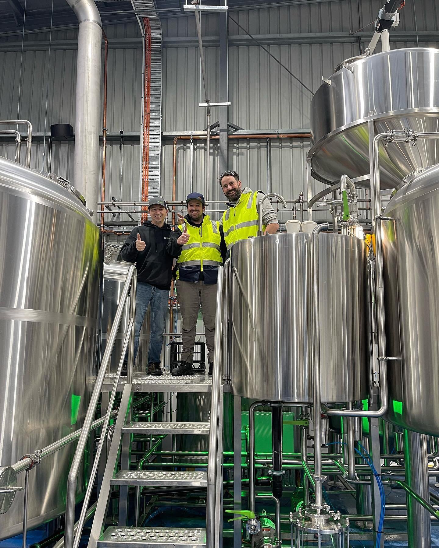 Exciting progress happening over at @tbonebrewingco - make sure you support this brilliant team when their new taproom opens! #repost &bull; @tbonebrewingco 4th and final day of commissioning! We are ready to go people🕺🏻

Big thanks to Adam from @a