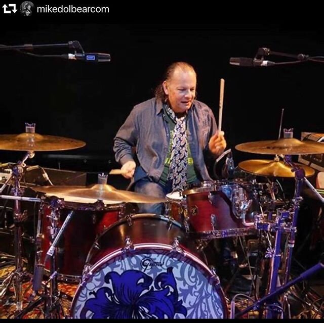 Please join me and my buddy @mikedolbearcom on Instagram live 6pm BST
10am PST
1pm EST
The fat will be chewed hard!! Pic by @davephillips4796. @gretschdrums @sabiancymbals_official @vicfirth @remopercussion @gibraltarhardware @hardcase_drum_cases @pr