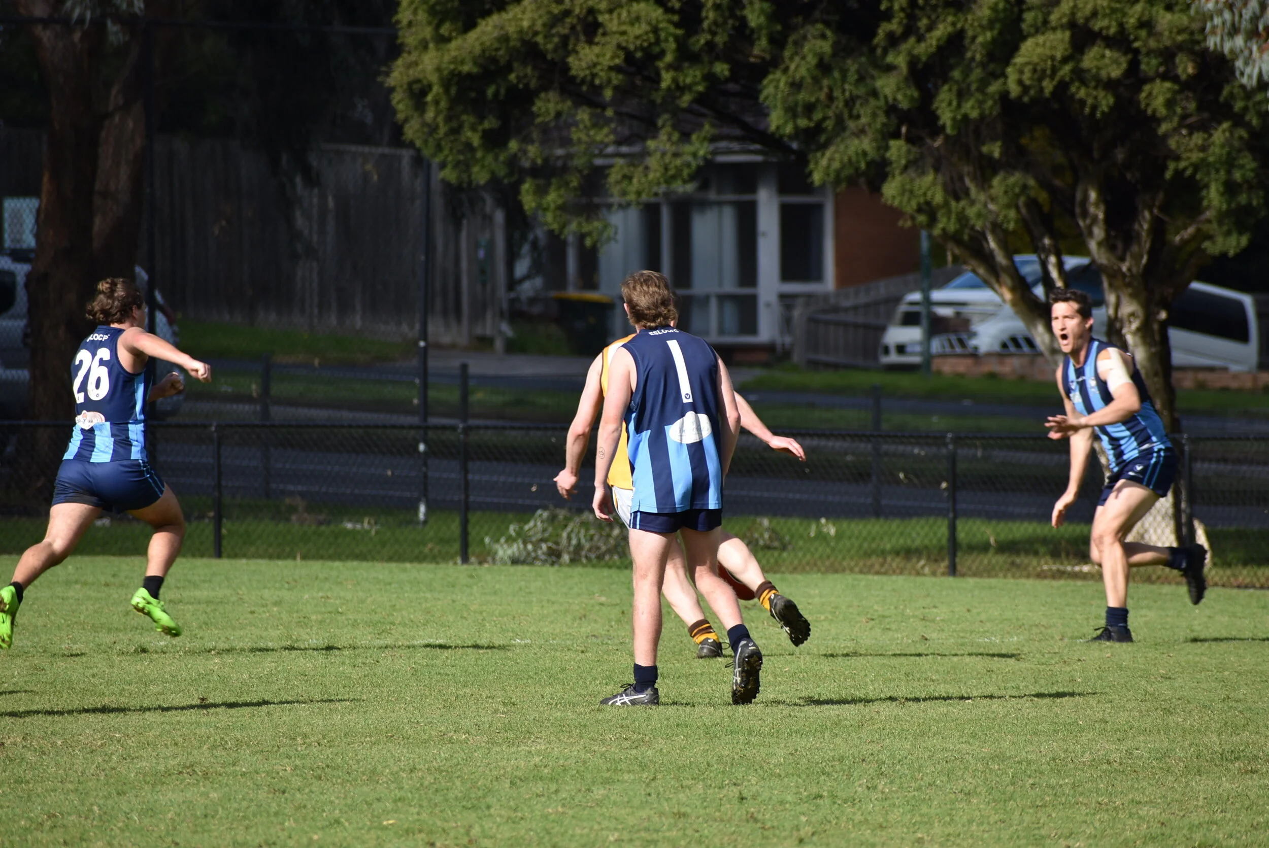 Women face devil of a task, Thirds dealt the Jackas, Men bullish on chances