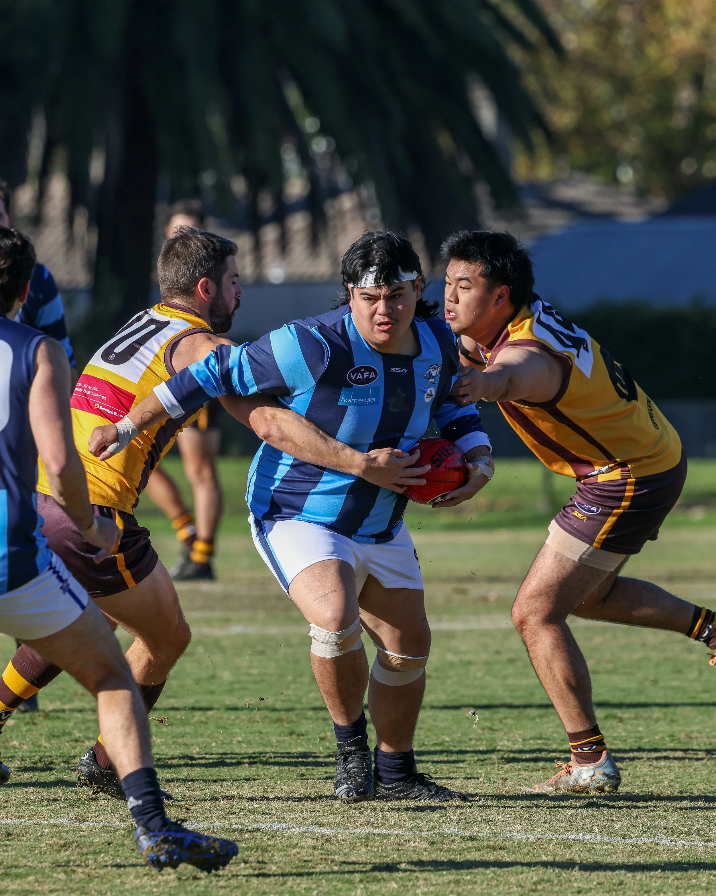 MATCH REPORT: Hawks swoop late to steal victory from the Div 12 Ressies