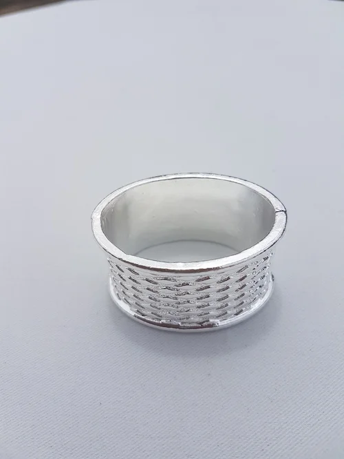 silver textured napkin ring