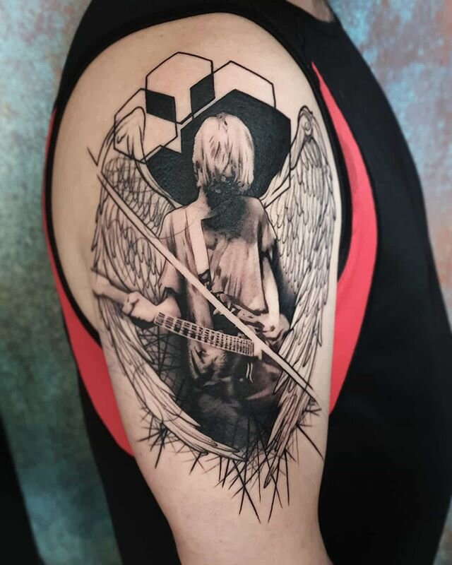 Kurt Cobain Tribute

email for bookings;
antbatetattoos@gmail.com

#uktta #crownofthorns #silverbackink #silverbackinkinstablack #fkirons #sullenartcollective #chester #chestertattoo #chesterstudents&nbsp; #sullenclothing #tattooartist #tattoostudio 