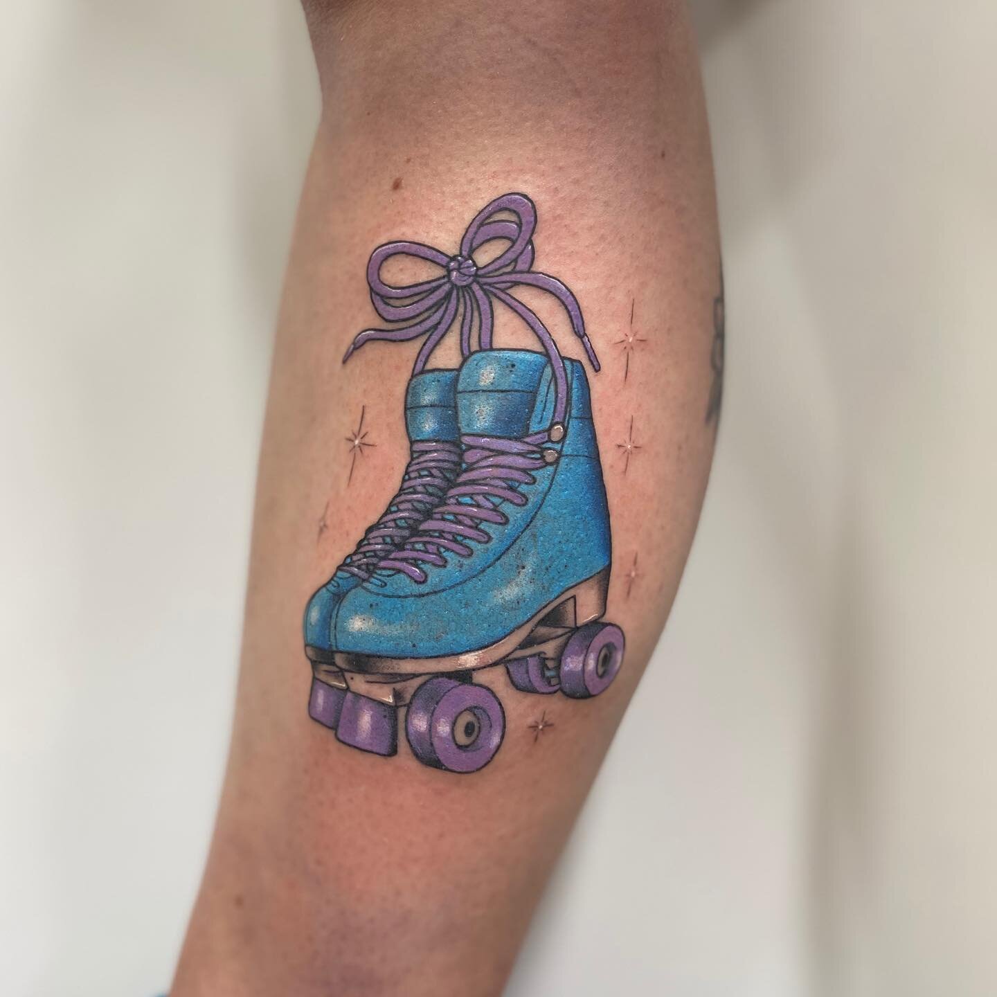 Roller skates

had fun doing this one thanks @amyfreeman1990 for being cool 
@_crownofthorns #rollerskating #rollerskates #rollerderby #rollerdisco #babyblue #tattoo #tattooideas #tattoos #tattoogirls #colours #colourtattoo #illustration #traditional