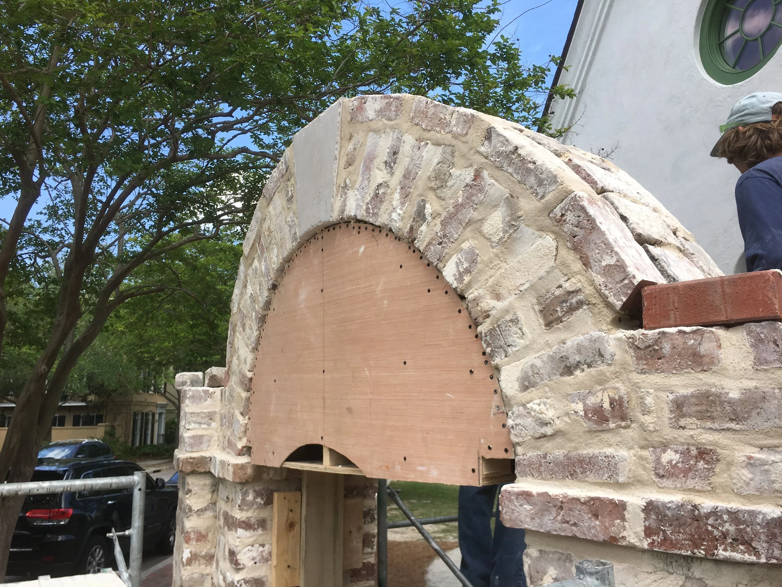 I'on Arch Construction