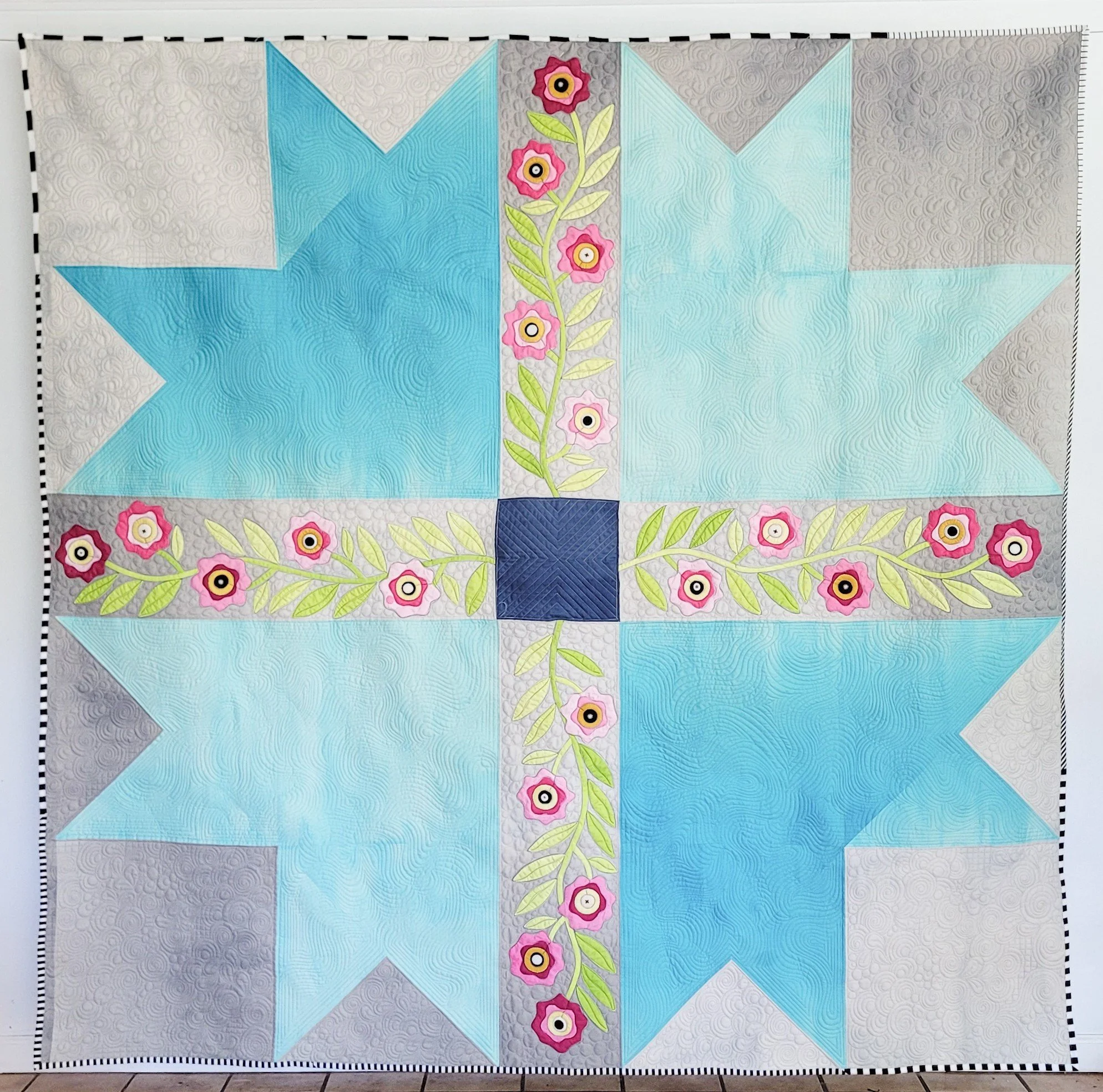 Big Cross and Crown Quilt with applique vines and roses made by Tia Curtis