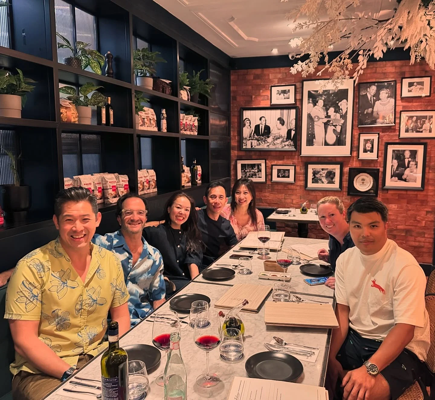 CNY is all about family, friends and reunions. These are some of our best friends, friendships forged almost 30 years ago now, in med school and uni ( @imperialcollege @imperialnhs @cambridgeuniversity @universityofbristol @ucl ). At this stage of ou