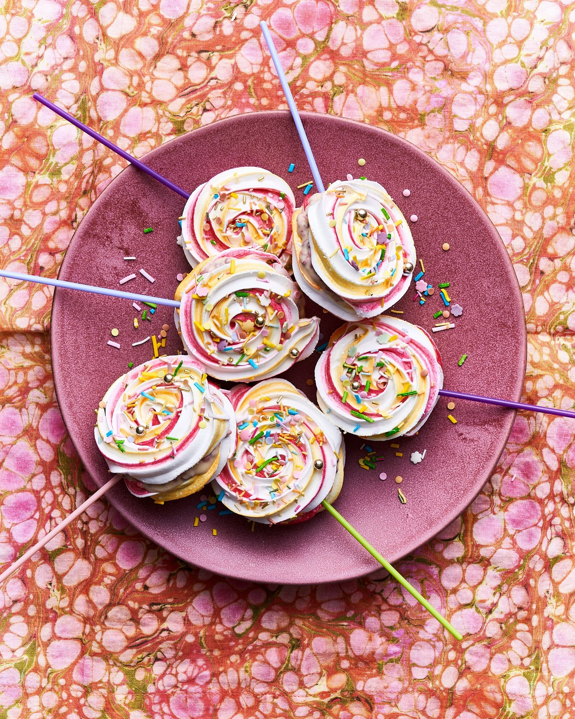 Meringue Pops