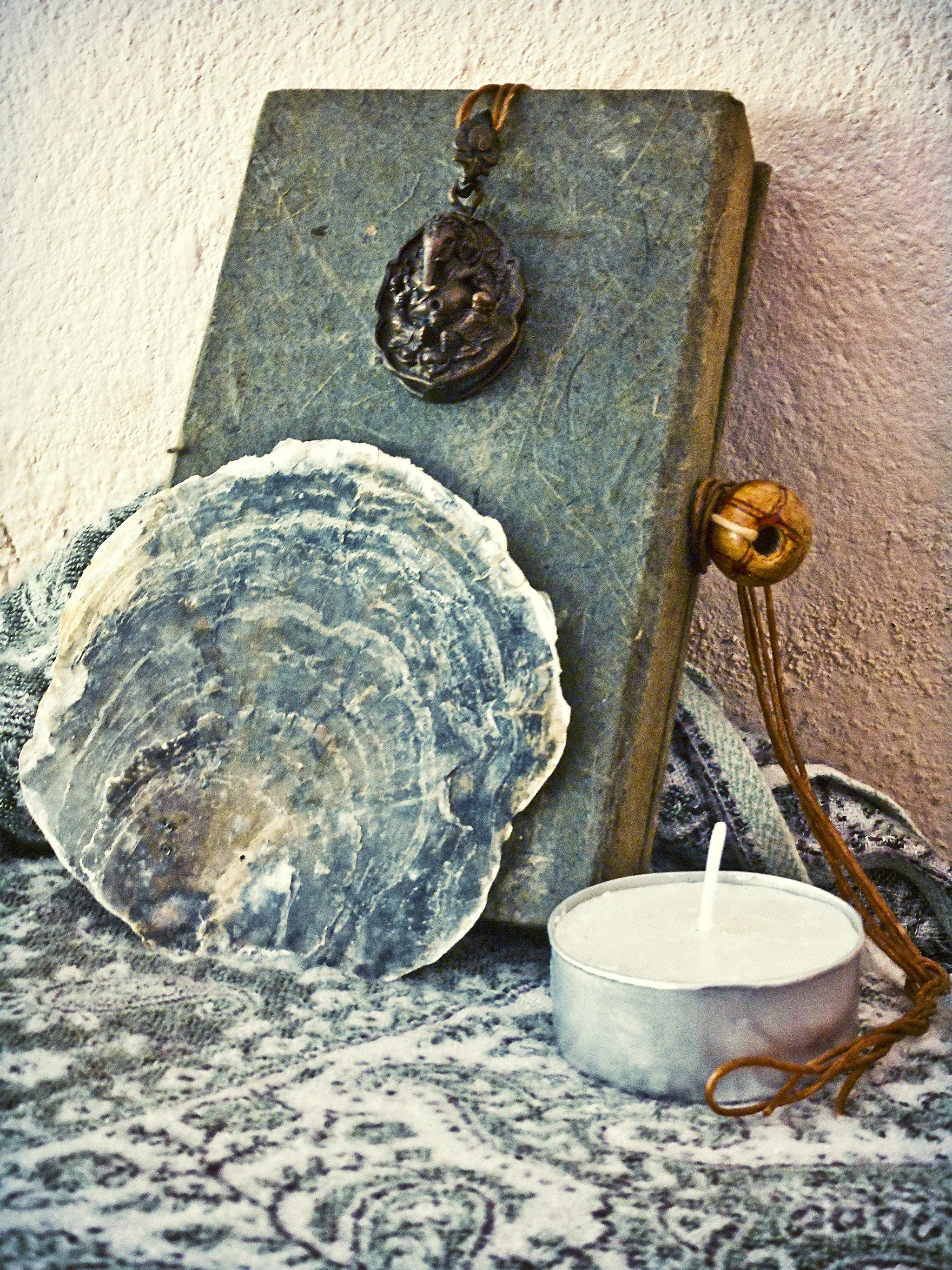 Candle Lit ganesh 3 Box webstie copy.jpeg