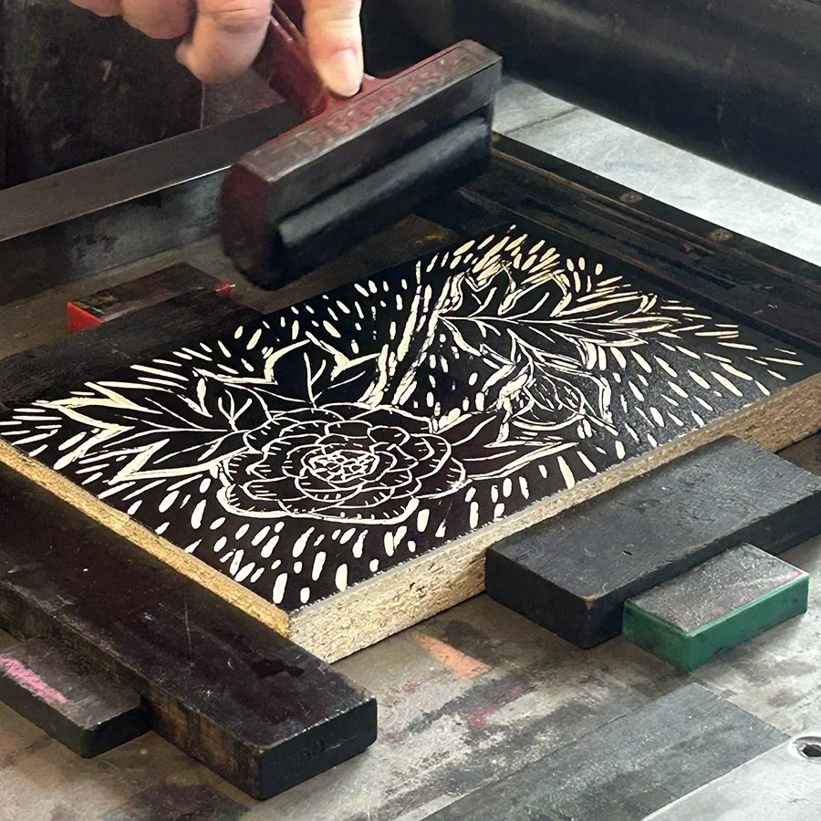 Lino_inking.jpg