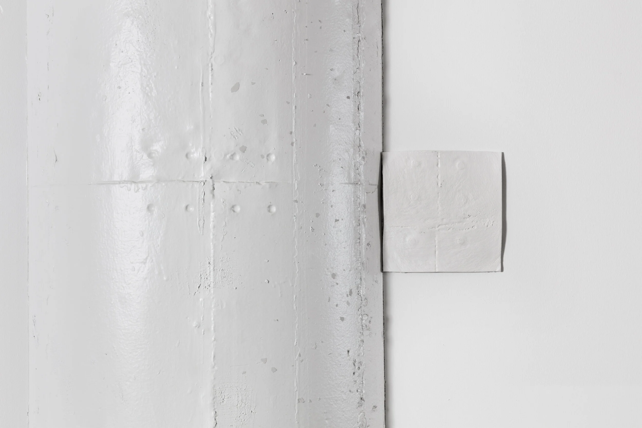pendulum, one moment trading itself for another Clay impressions of surrounding space 2019 Photo courtesy of Guanyu Xu