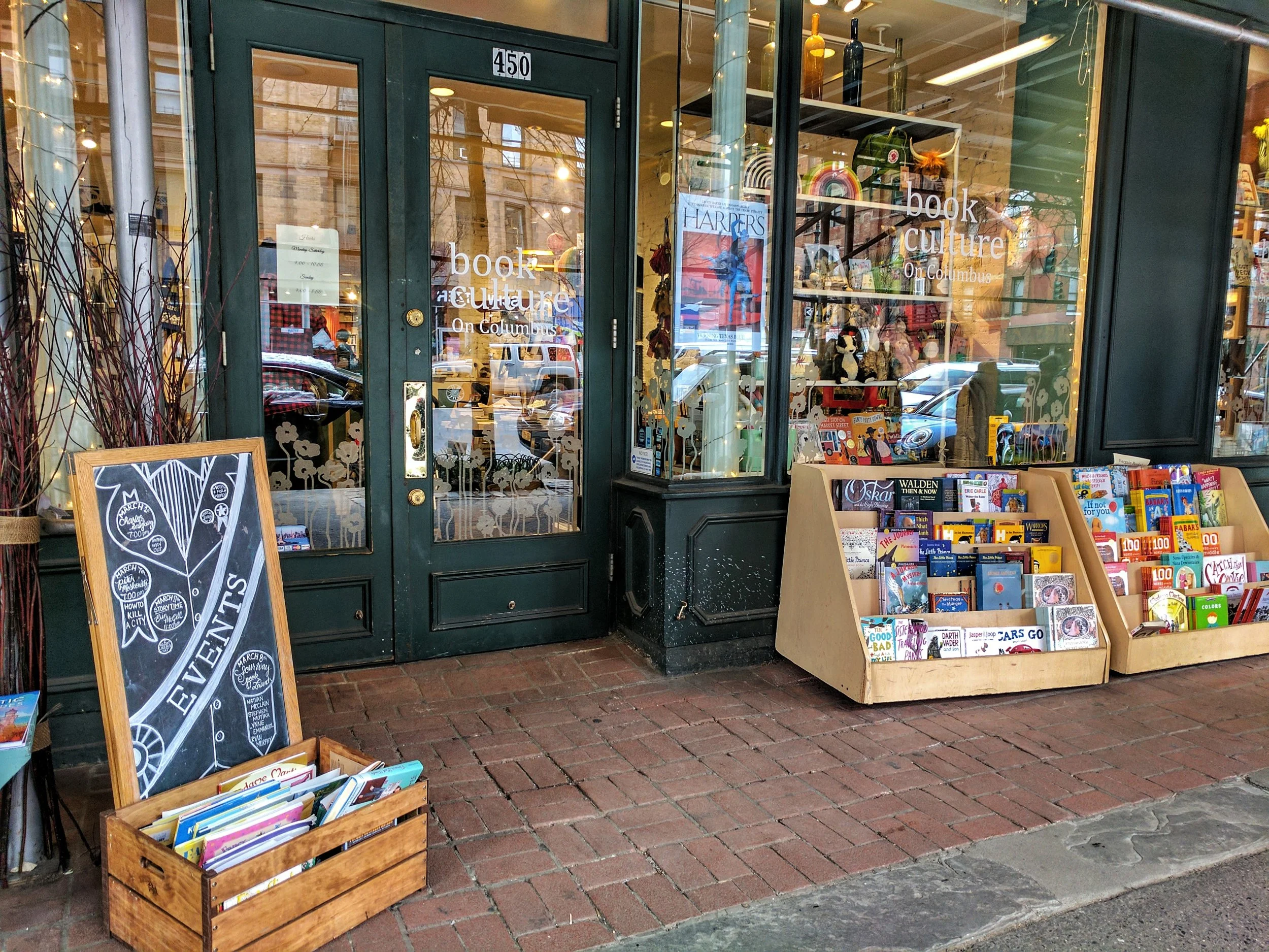 Location: 450 Columbus Avenue (between 82nd and 81st)