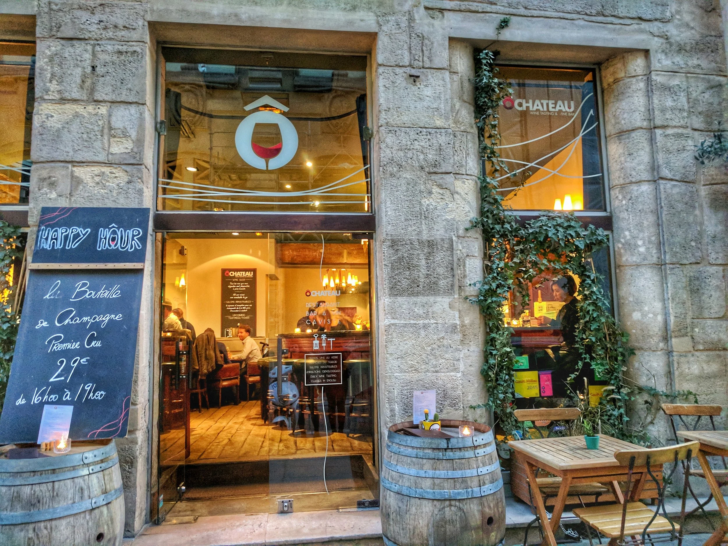 STOREFRONT OF Ô CHATEAU