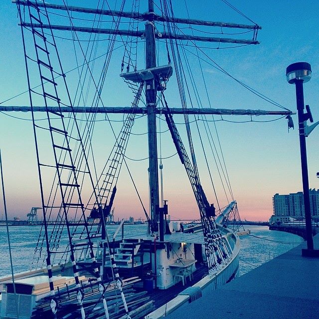 Penns-Landing-Philly.jpg
