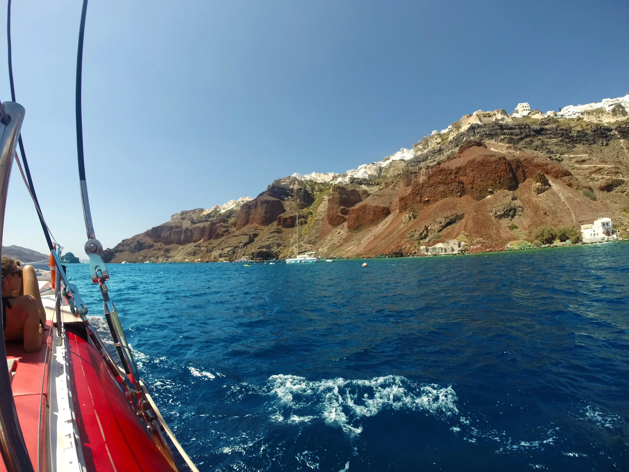 Sunset-Oia-Santorini-Catamaran.jpg