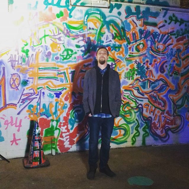 Hanging at @nlcafelondon waiting to go on! @specks is on right now, lets goooo 👌
@no.1dinosaur 
#londonmusic #laundrymat #rinsefestival #londonmusic #ldnont #art #artspace #soul #rock #stpatricksday #junosweekend #venue #awesomespace
