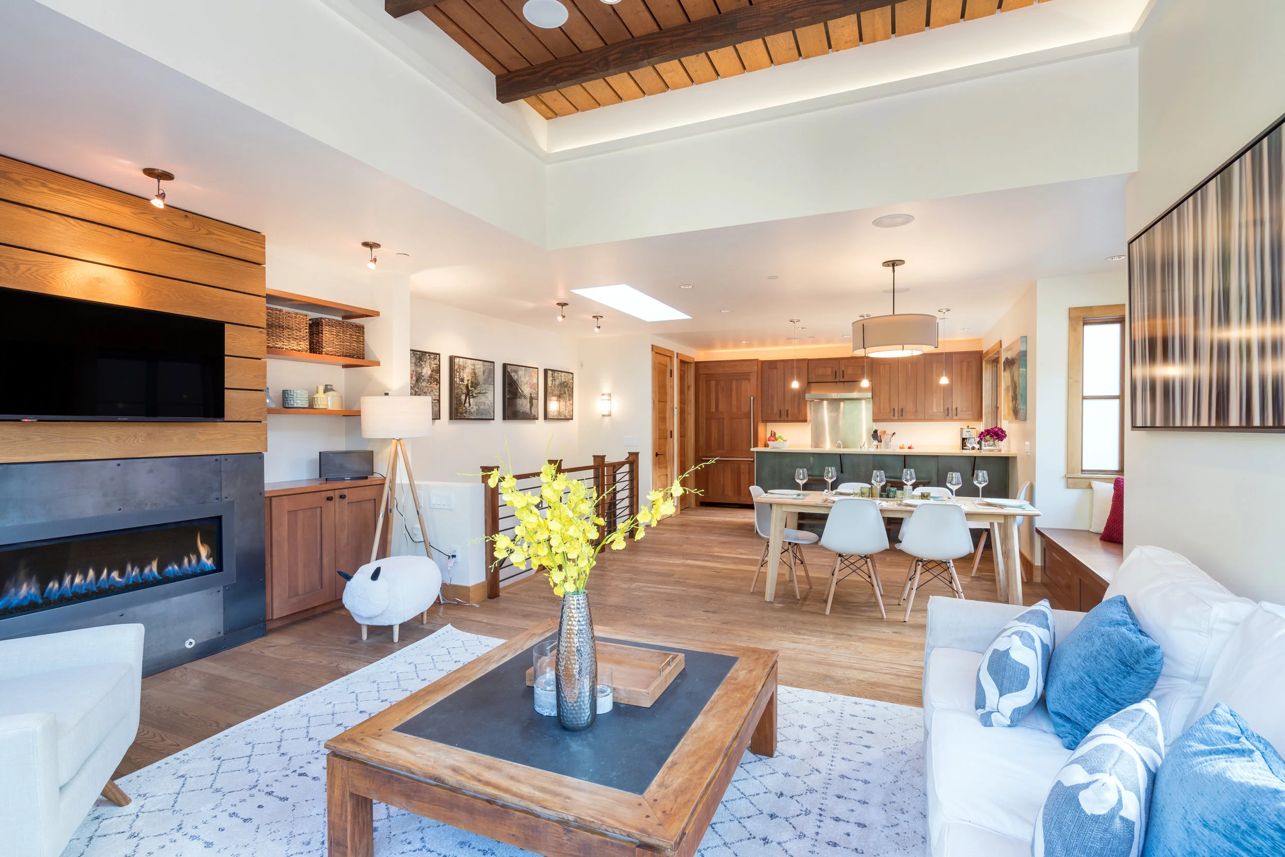 Meribel Skyline - Living, Dining, Kitchen