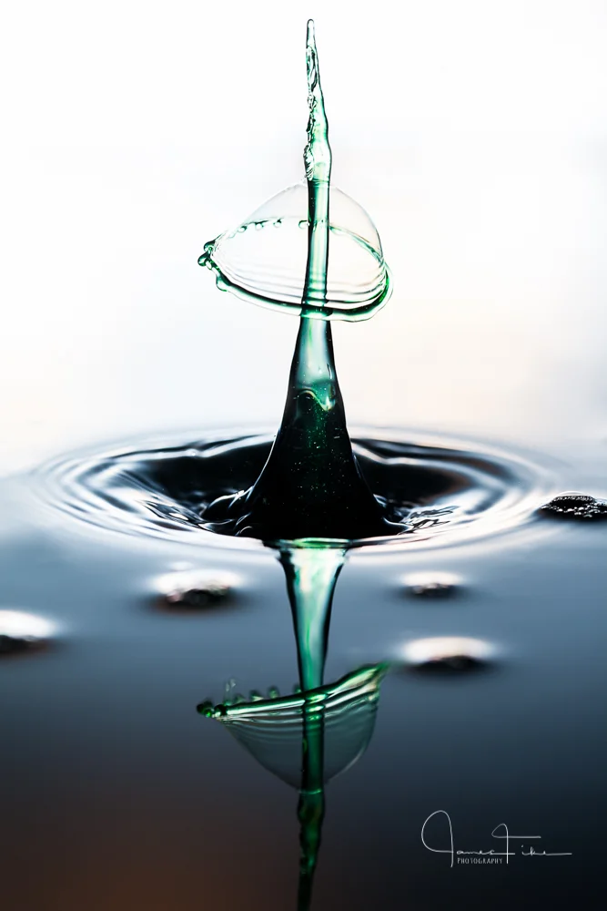 Water drop experimentation using Stopshot Studio. Taken July 2016.