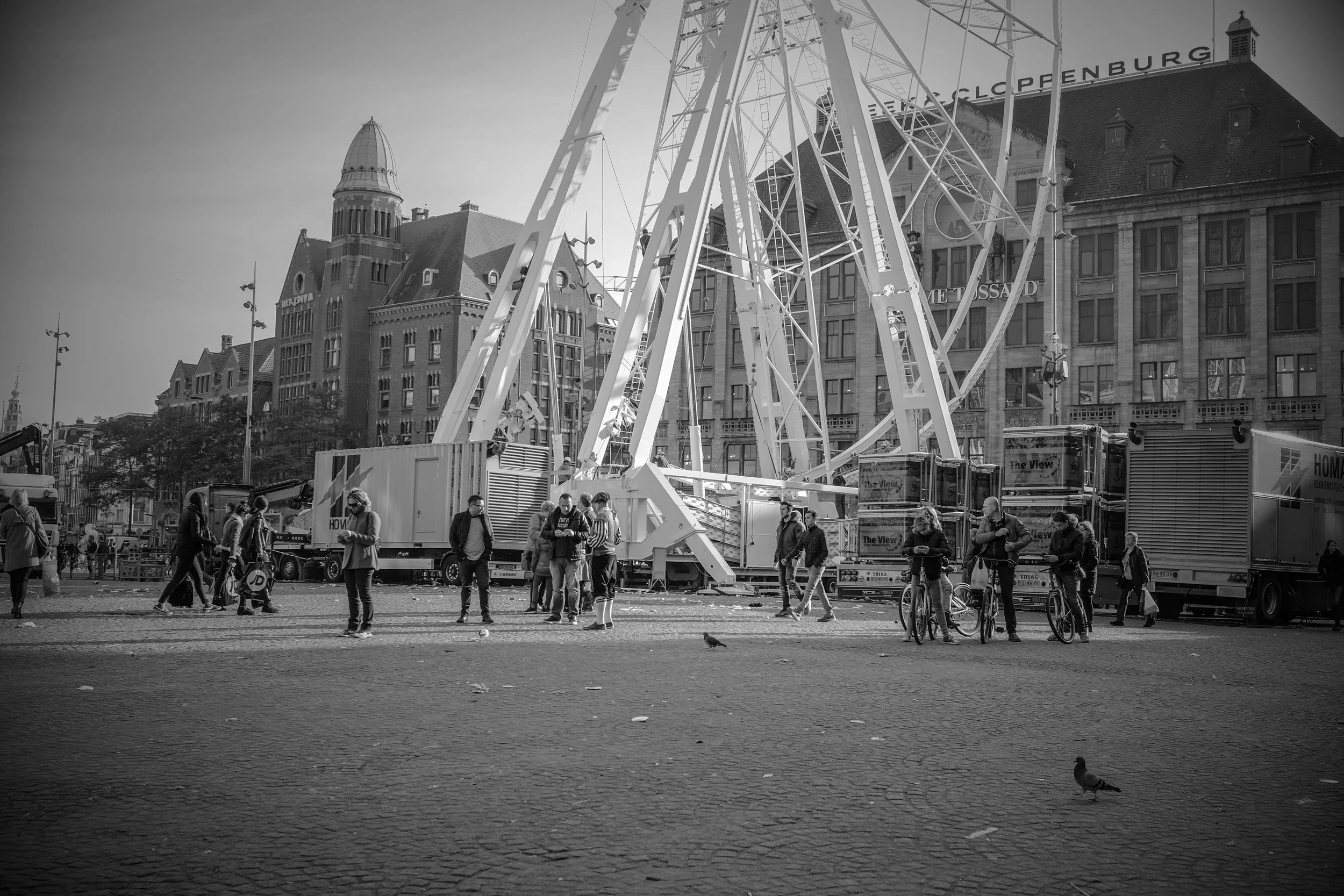 circus b&w (1 of 1).jpg