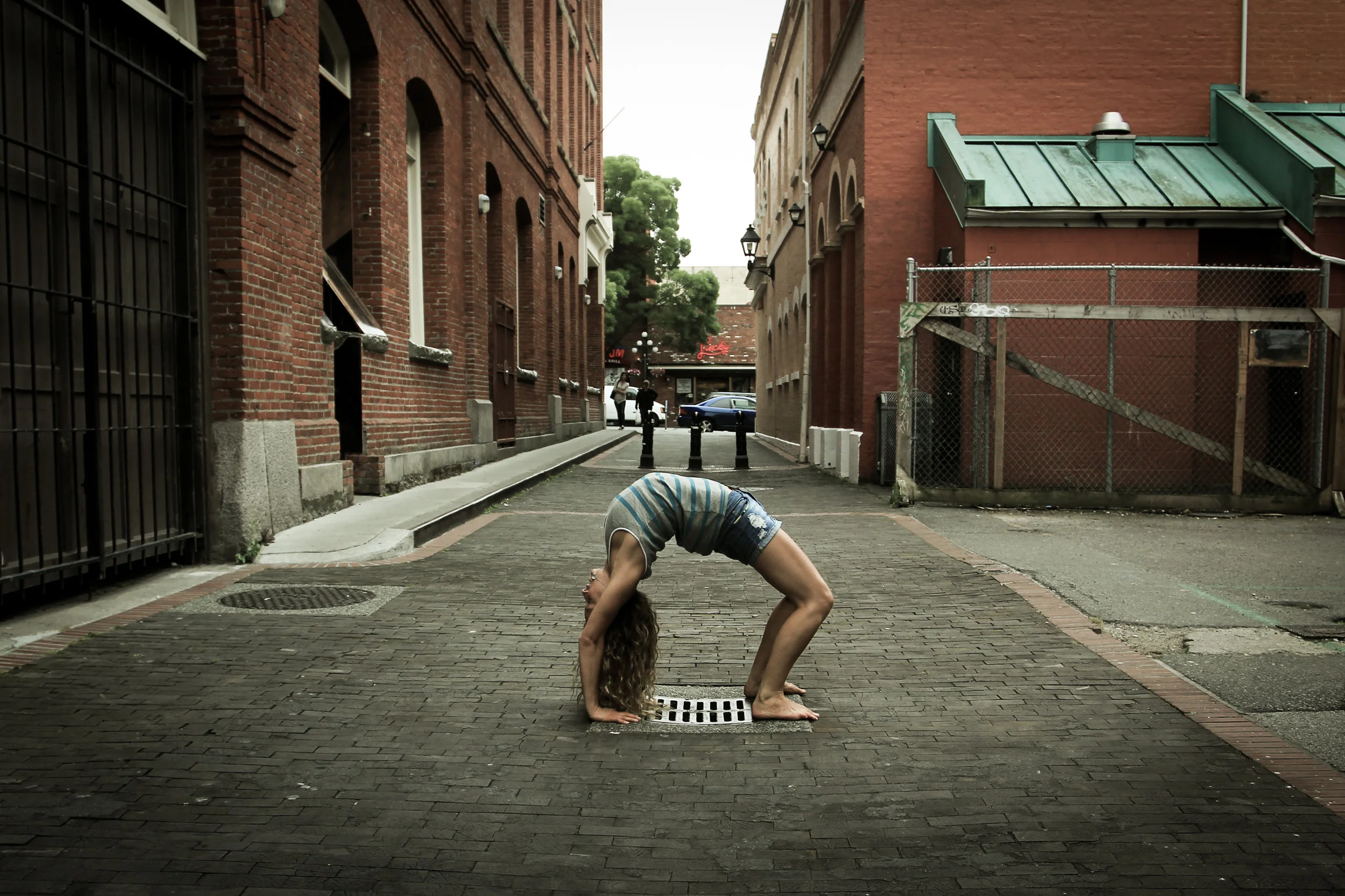 michellekaylakbackbendalley2.jpg