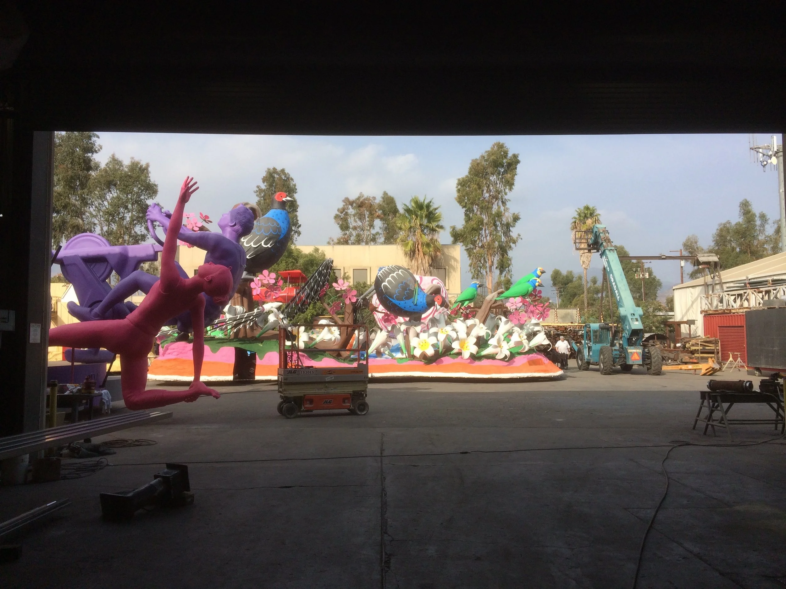 Rose Parade / Netflix / 24 Hour Fitness / AES / 2017