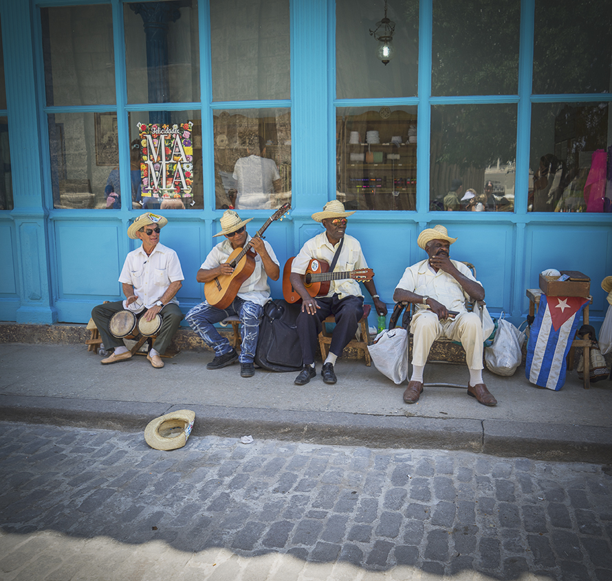 Street Musicians, Havana