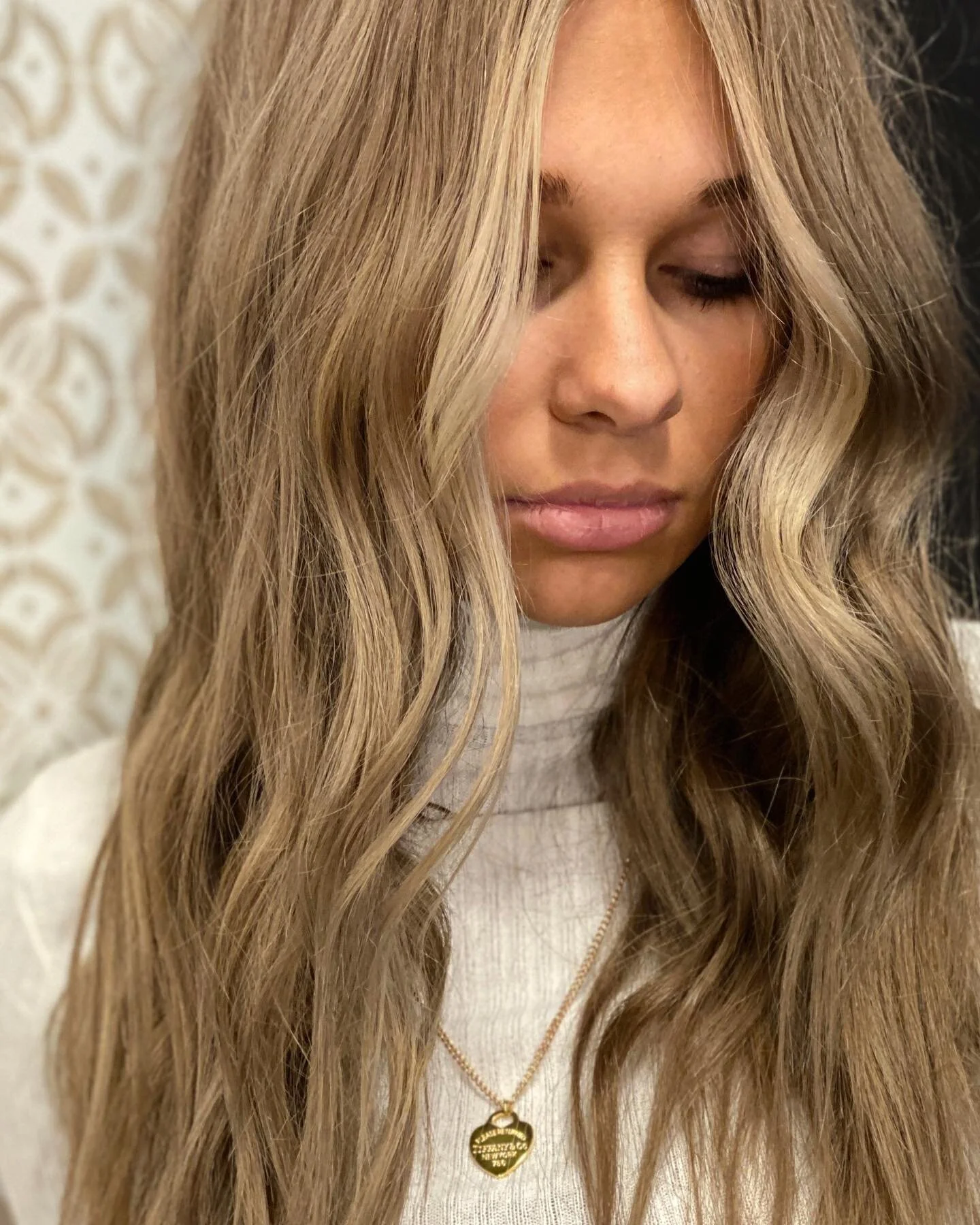 Sometimes I do brunettes 
+
+
#kaylafaulkner #behindthechair #phenixsalonsuites #redkenshadeseq #pureology #igkhair #hairofatl #atlblondespecialist #mariettablondespecialist