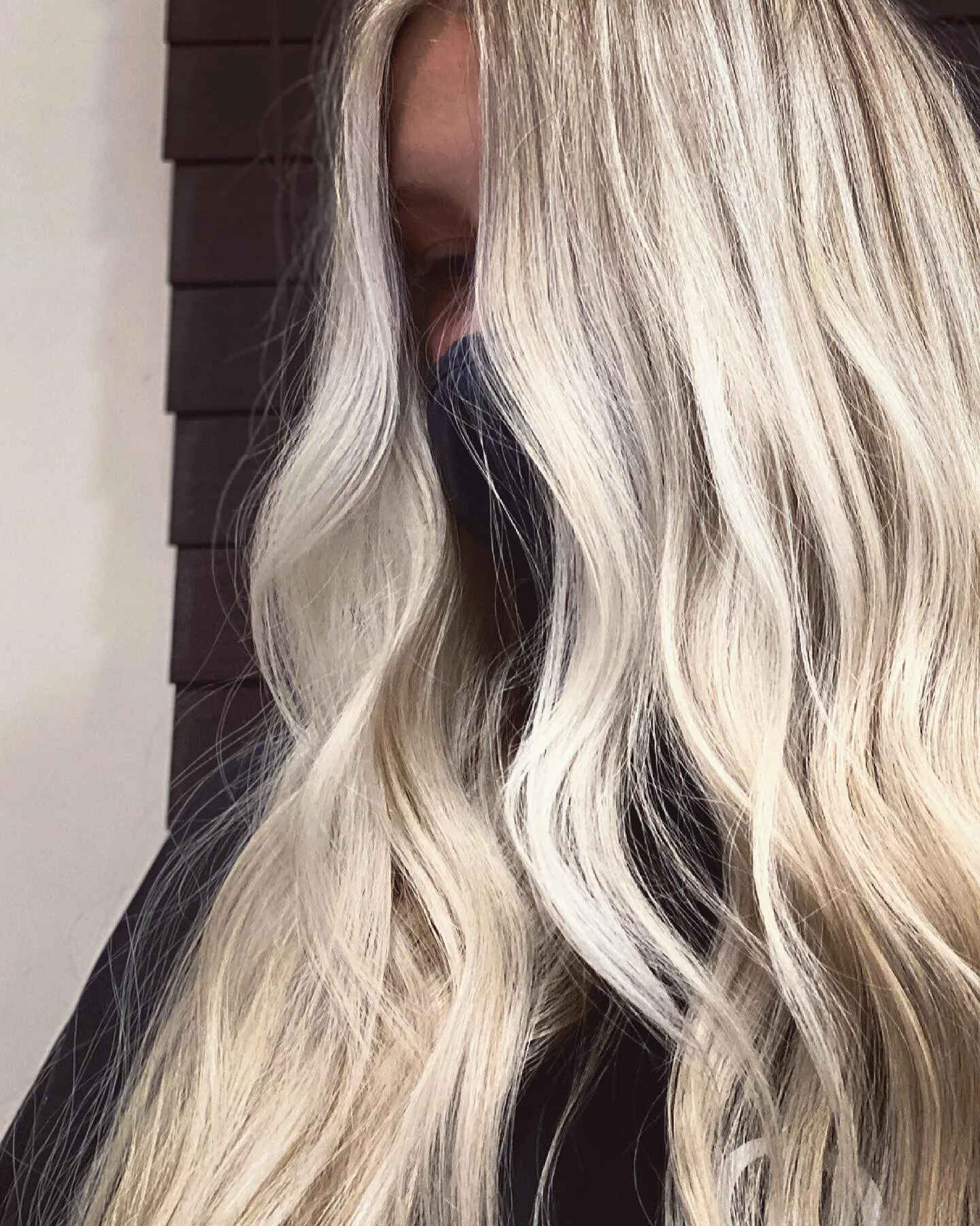 Captions suck. Here&rsquo;s one of my fav blondes this week. Headfull of babylights with @lorealpro Multi techniques bleach. Lowlight with @redken 7p 7n, &amp; toned with 10gi, 9p 9n. Finished off with all IGK @igkhair products: Good behavior protein