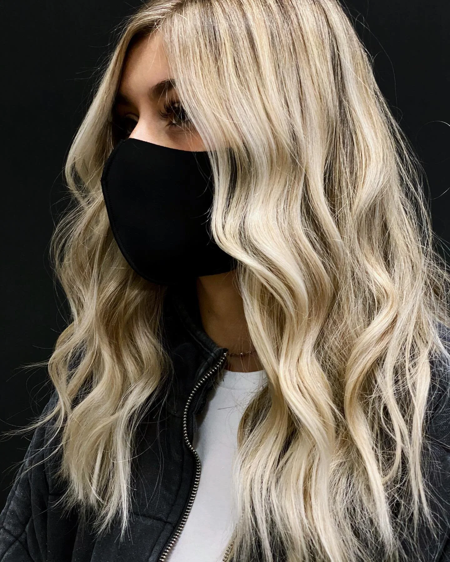 The blondest of them all
-
-
-
#kaylafaulkner #behindthechair #btconeshot2020_platinum #lorealprofessionnel #amika #thegoodstuff #phenixsalonsuites #purology @pureology @phenix.salonsuites.official @phenix.salon.suites @thegoodstuffhair @amika @lorea