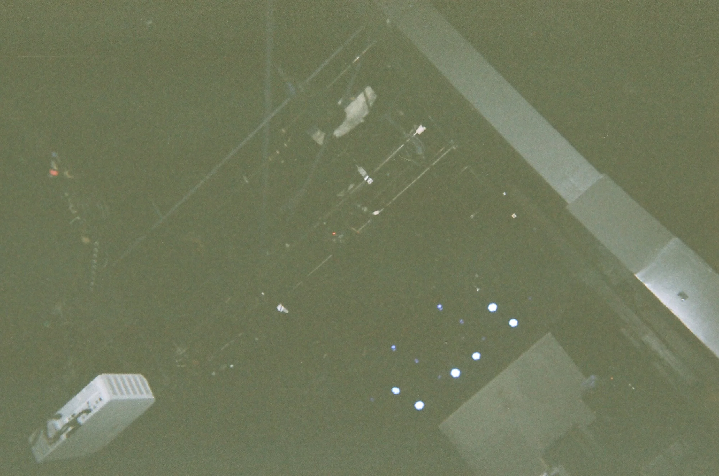 97010002.jpg