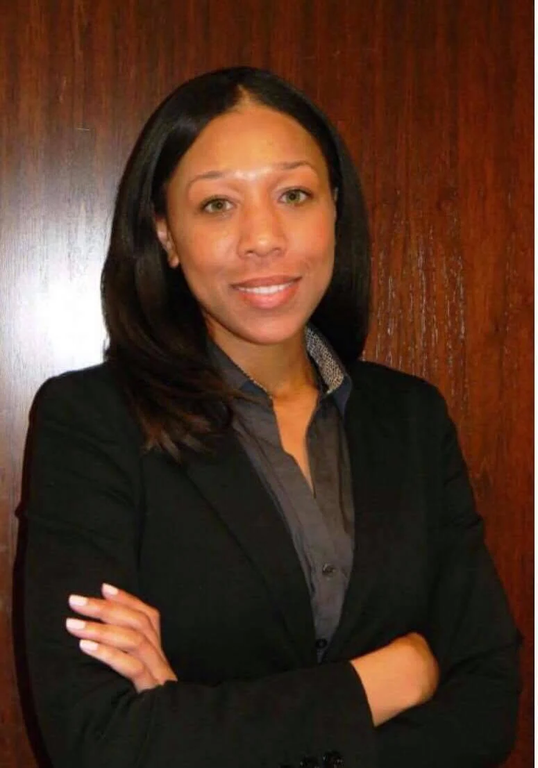 LEGAL/ ATTORNEY RYENNE SHAW (CHICAGO)