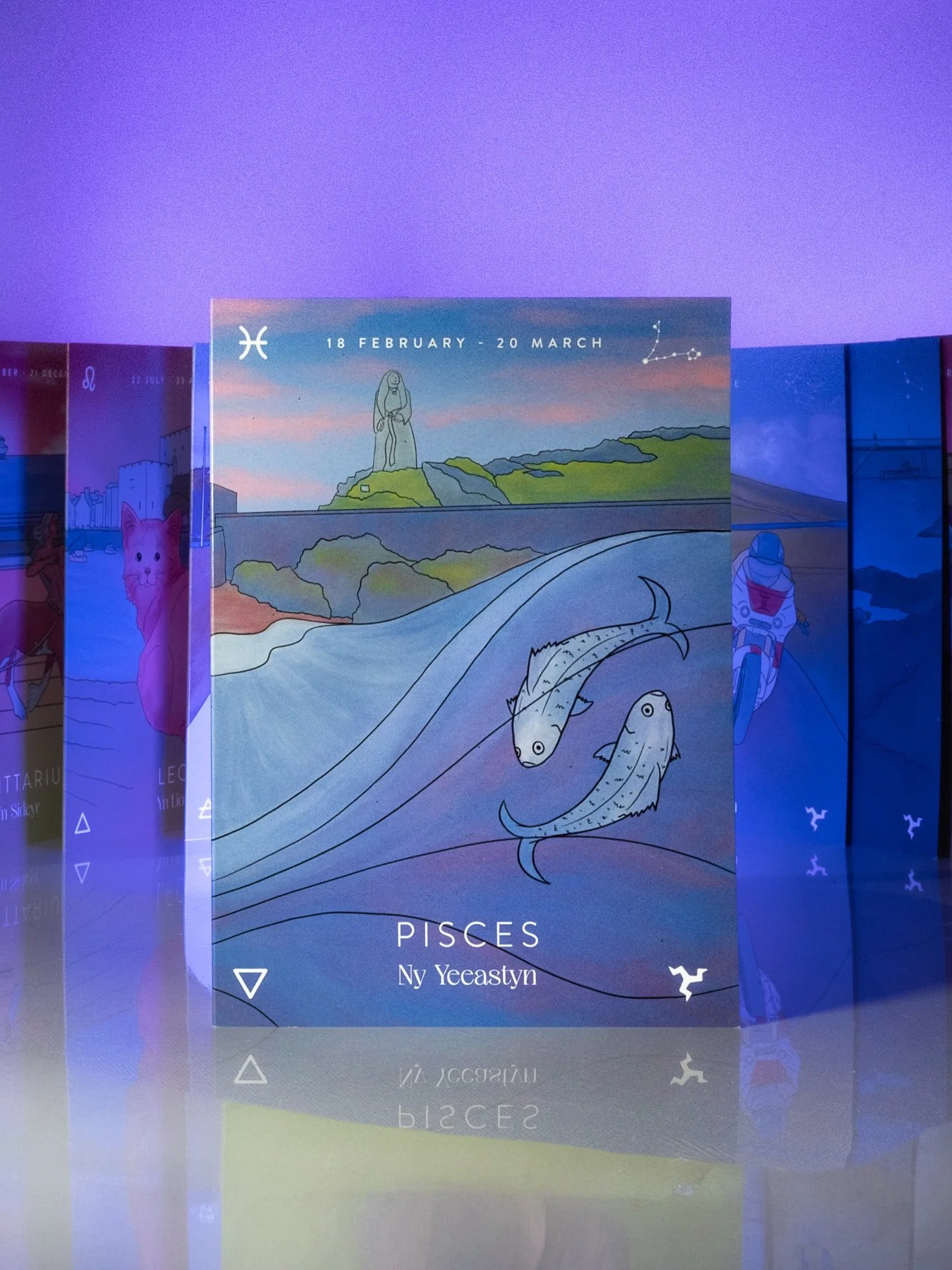 Happy #Pisces season!! ♓️ As the sun sets on the last sign of the zodiac (featuring two soon-to-be kippers swimming in Sunset City, naturally), we celebrate our Pisces friends for their empathy, imagination, and endless escapism 🐟 

Pick up a birthd