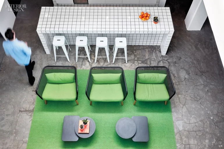 thumbs_cafe-rug-barrows-new-york-ghislaine-vinas-interior-design-0516.jpg.770x0_q95.jpg