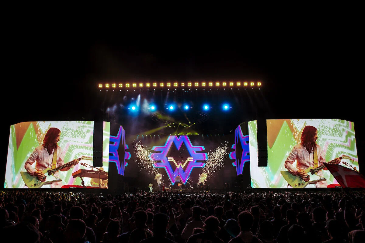 Weezer 'Coachella' Perfomance