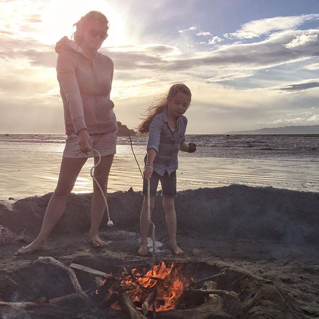 Marshmallows always taste better over a fire at the beach.  #saltedmarshmellow #monkeyisland #southlandnz