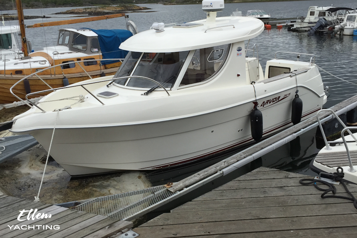 Arvor 250 AS Deluxe 2011