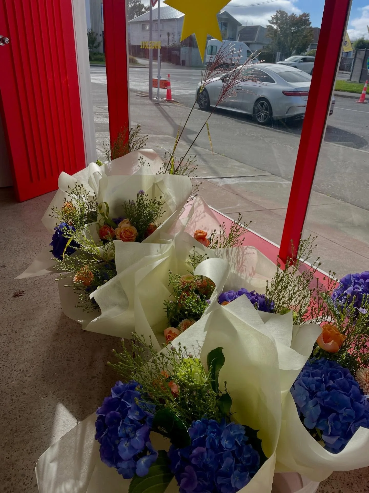 Fun flowers from last week 💙 available to order this Thursday &amp; Friday!