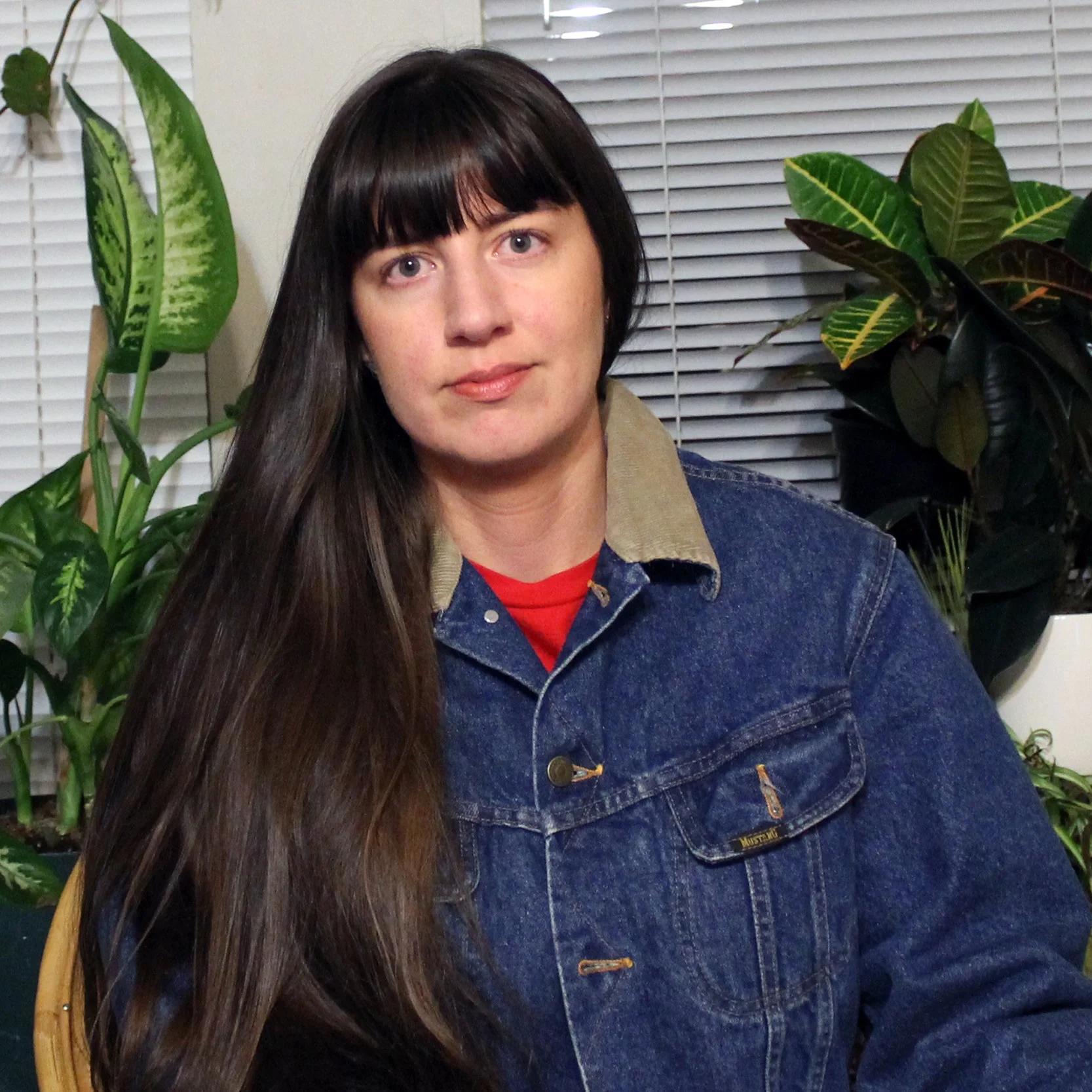 Alanna Edwards Alanna Edwards is an artist of Mi'gmaq and settler descent who works at the Surrey Art Gallery as an Engagement Facilitator focusing on Indigenous Contemporary Art initiatives. Having graduated with a BA in Political Science and Gender, Sexuality, and Women's Studies from SFU, she never thought she'd become an artist. That changed when a friend at the burger restaurant she worked at took her to see the Fine Arts Grad Show at Langara College. Alanna signed up the next day. Her work has been exhibited most recently at Centre A and at Deer Lake Gallery, and she will be curating an exhibition at the Crescent Beach Pop-Up Gallery this summer. Alanna is currently finishing her BFA at Kwantlen University and is looking forward to continuing her education and art practice into the future.