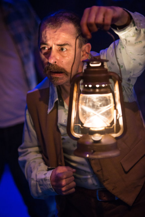YV+TP+The+Curtain+dir+Rachel+Lincoln+-+©HelenMurray-378.jpg