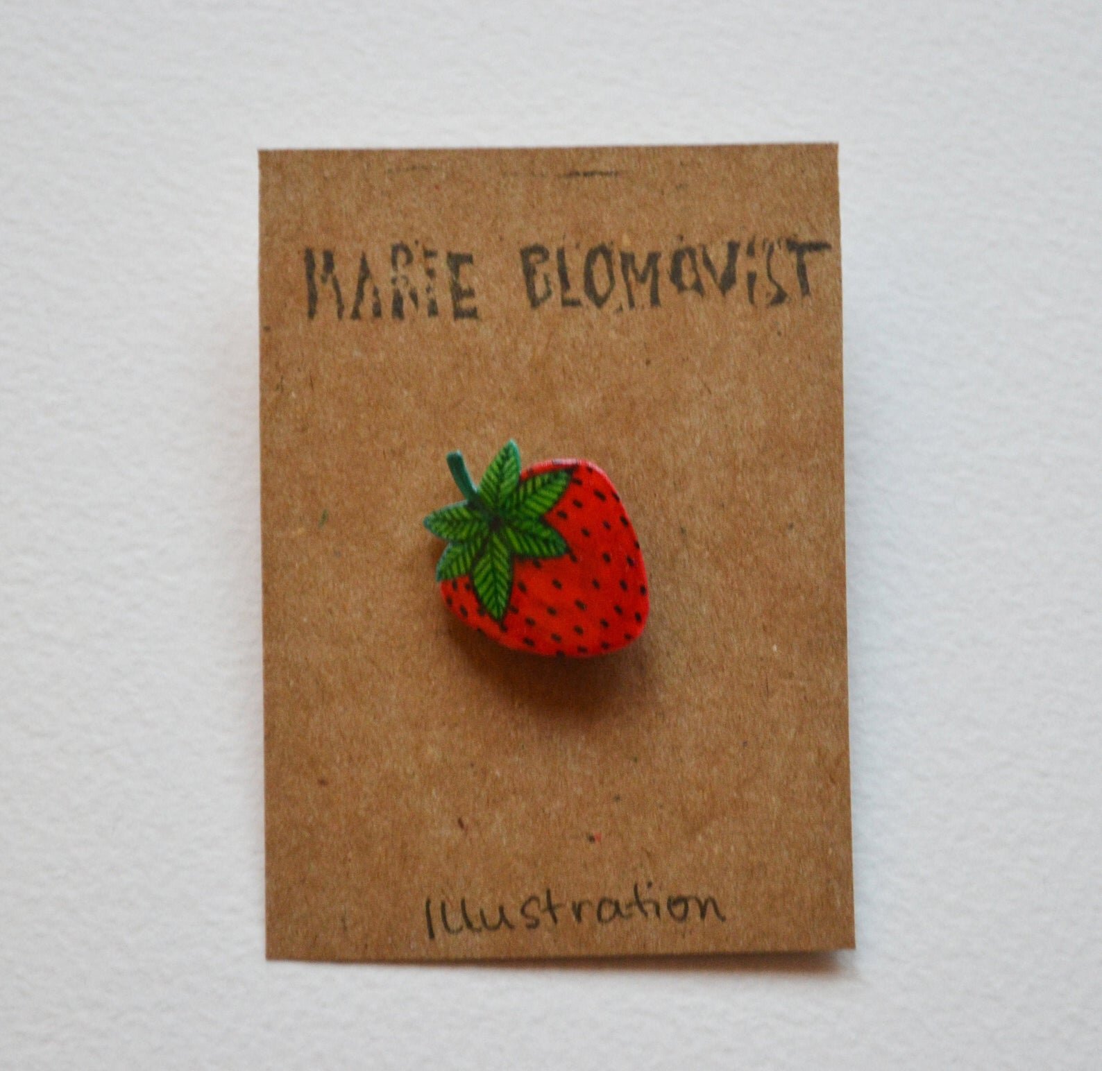 strawberry-pin-marie-blomqvist.jpg
