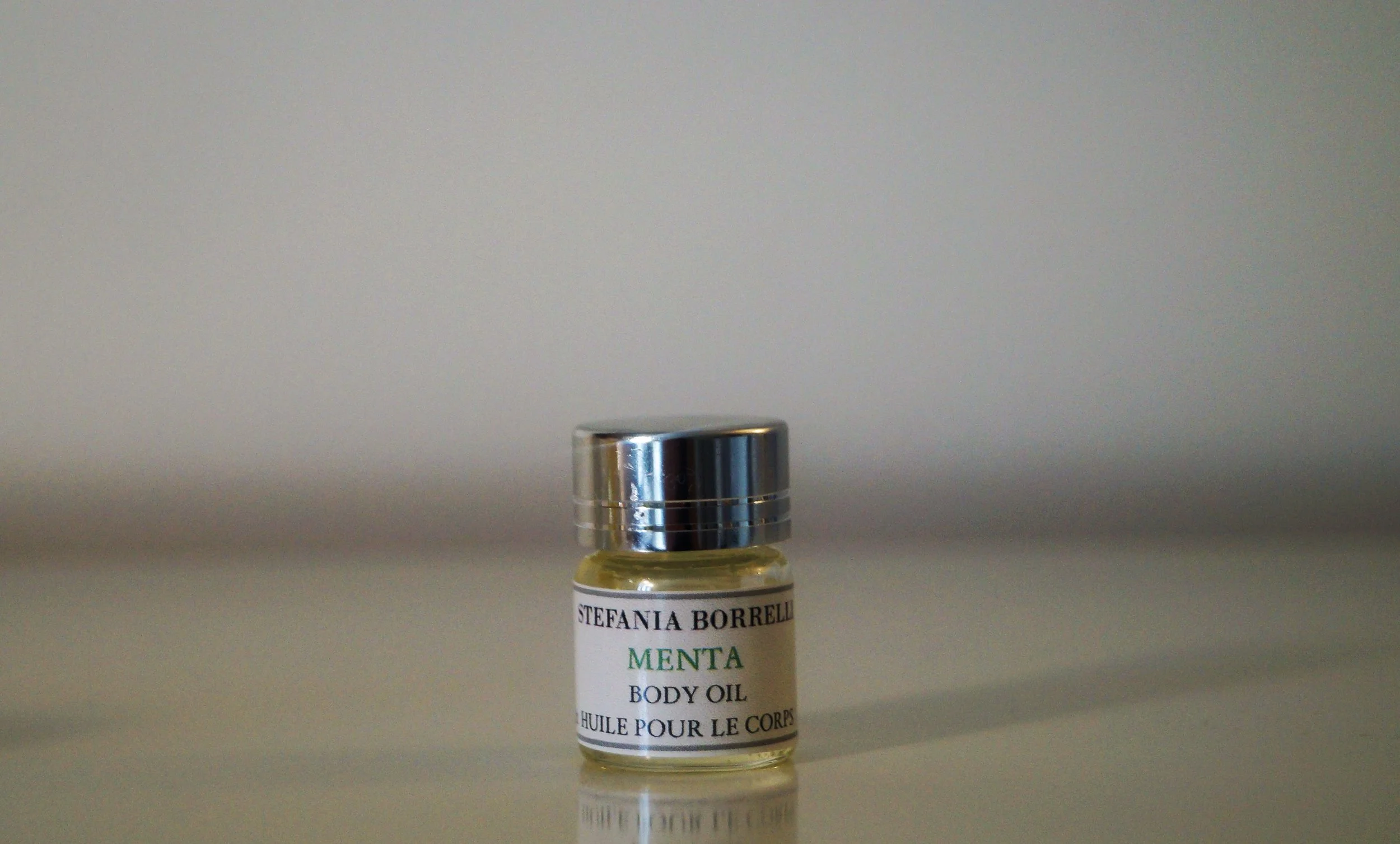PEPPERMINT from Piedmont Aroma: fresh, hearbaceous, minty. Deep balsamic-sweet undertone .