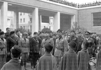 MUSSOLINI DURING THE INAUGURATION OF THE SCHOOL