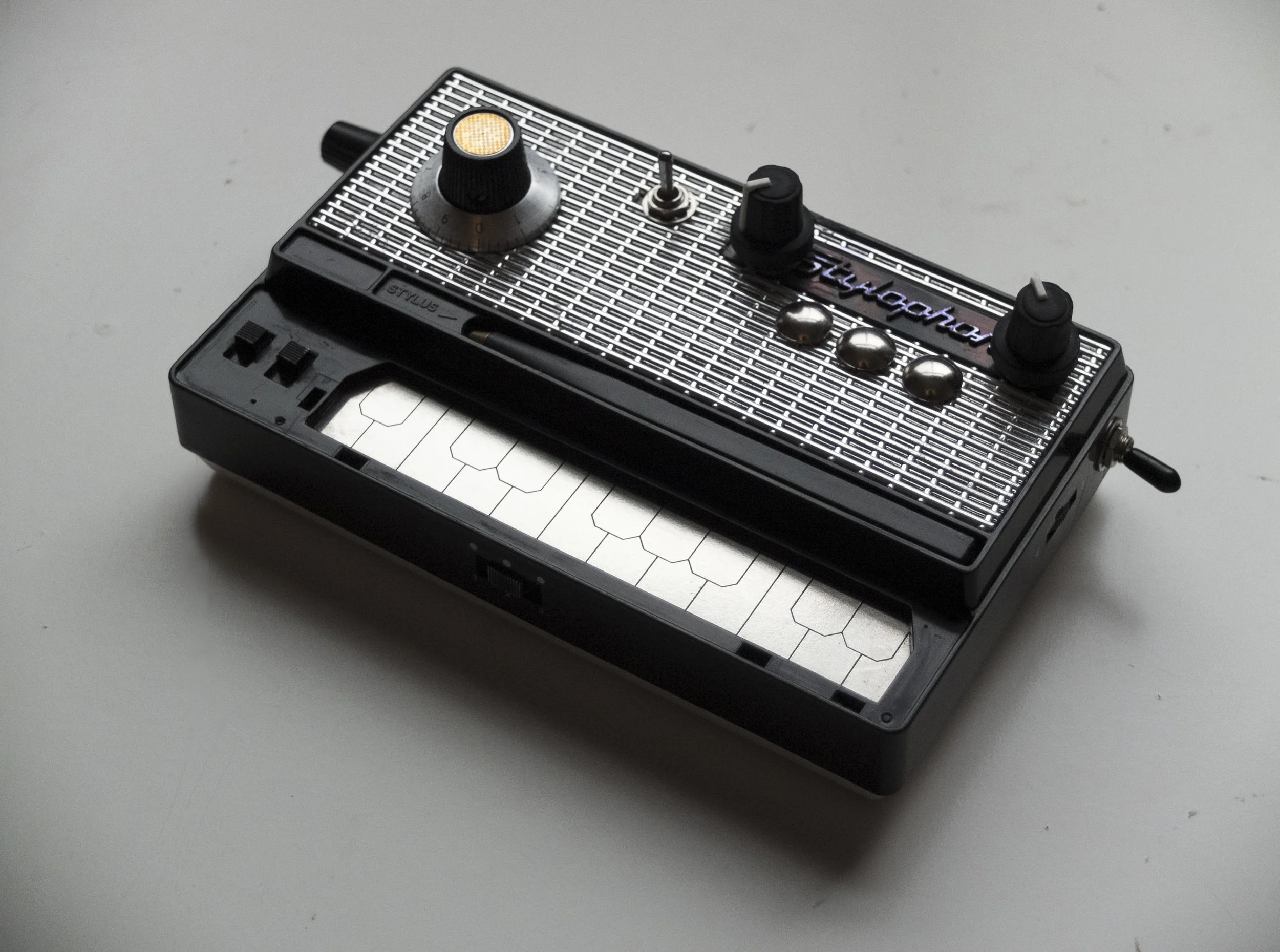 Stamouphone
