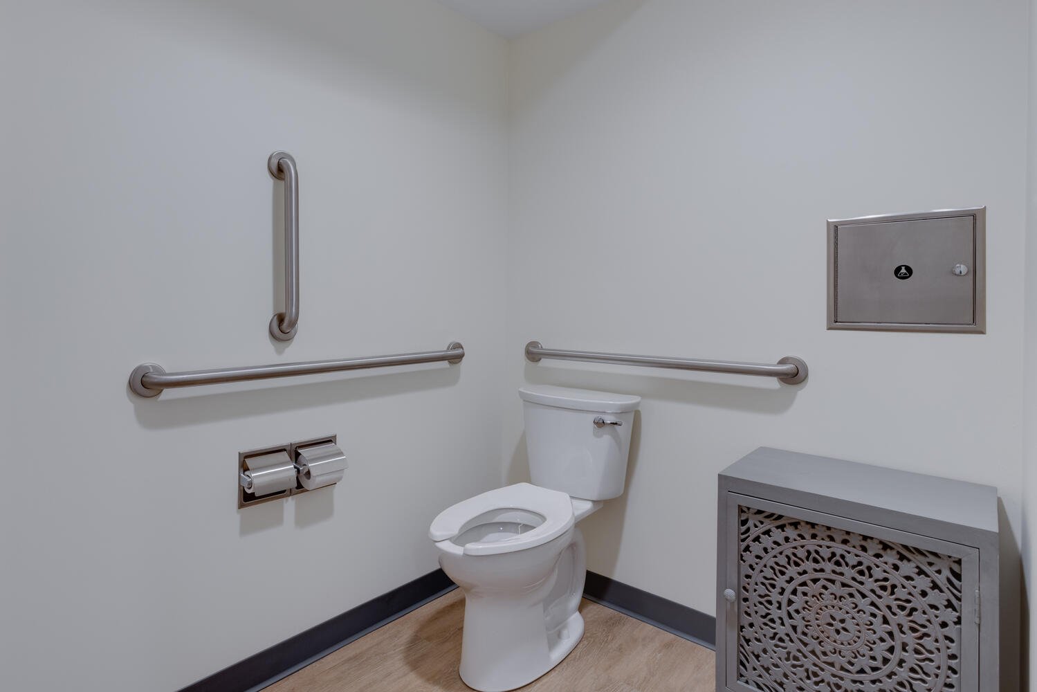 3541 W Braddock Rd Alexandria-large-033-029-Bradlee Medical Building33-1500x1000-72dpi.jpg