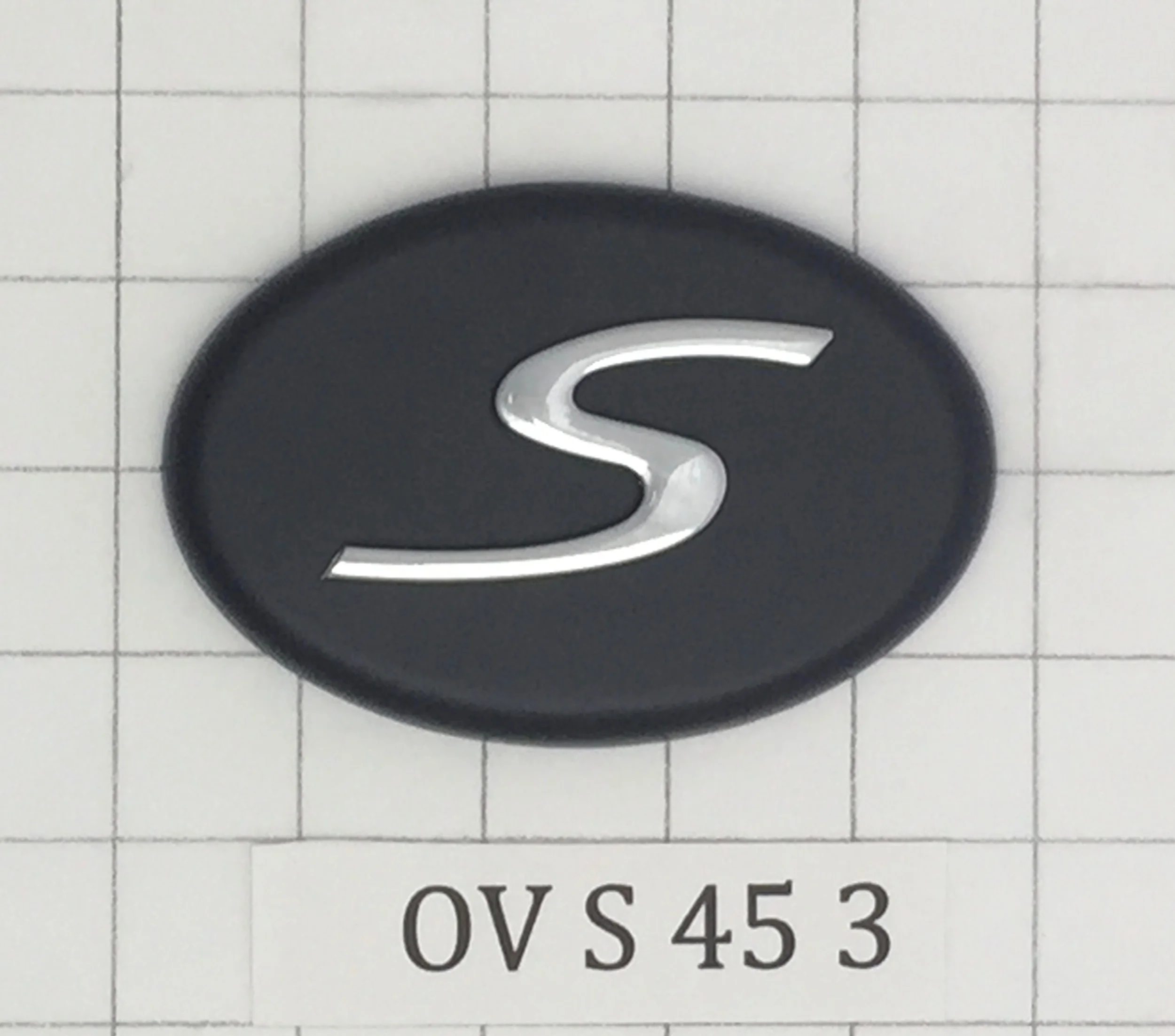 OV S 45 25 Lexus Oval Emblem cover 4.5" x 2.25 "